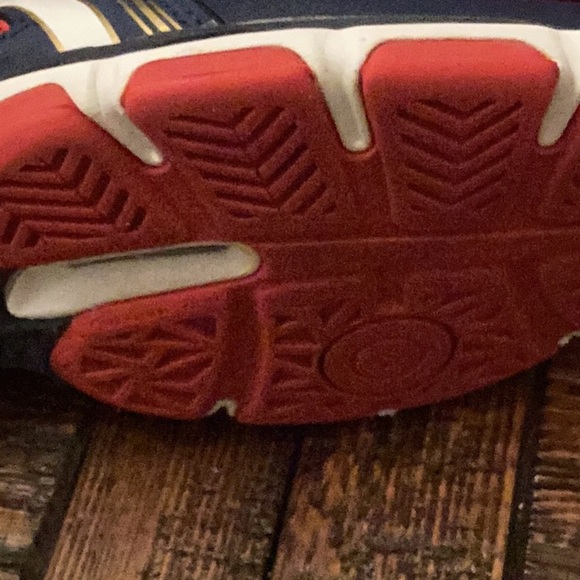 Asics gel netburner volleyball shoes Sz 9 - Picture 11 of 15